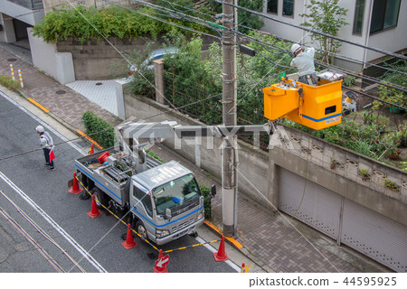 Cable TV wiring construction 44595925