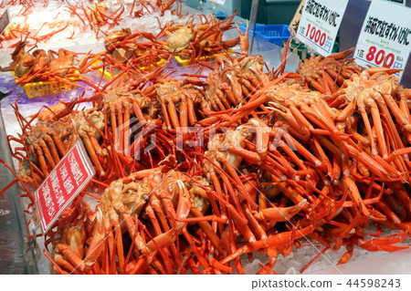 市場上賣的煮紅雪蟹 44598243