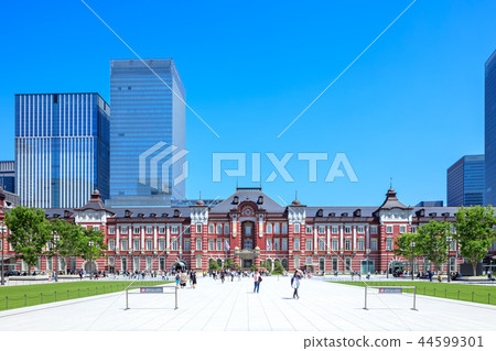Tokyo Station Marunouchi mouth Station front view 44599301