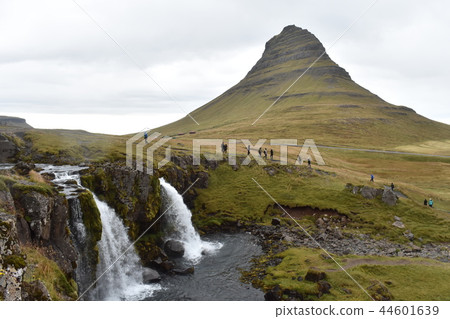 Mount Kilkettl 44601639