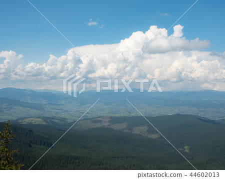 Landscape of mountains and cloudy sky. Carpathians Landscape of mountains and cloudy sky. Carpathians 44602013