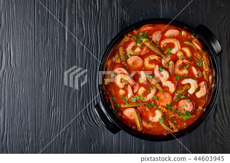 overhead view of gumbo with prawns overhead view of gumbo with prawns 44603945