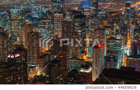 Chicago skyscrapers at night 44609926