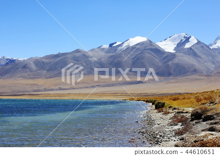 sacred lake in tibet landscape 44610651