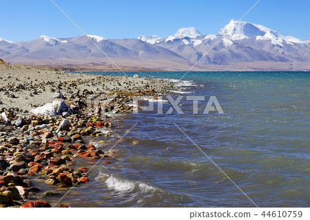 sacred lake in tibet landscape sacred lake in tibet landscape 44610759