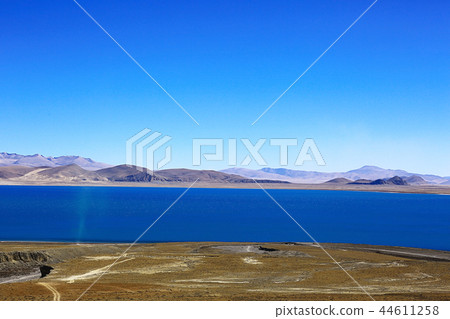 sacred lake in tibet landscape sacred lake in tibet landscape 44611258