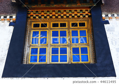 city view in Tibet china 44611495