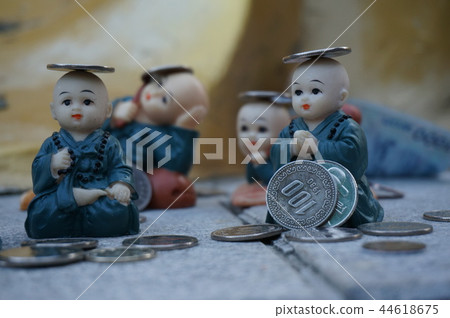 Pusan Haedong Yonggungsa Dongsugyeong Doll Pusan Haedong Yonggungsa Dongsugyeong Doll 44618675