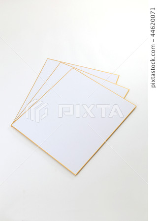 colored paper 44620071