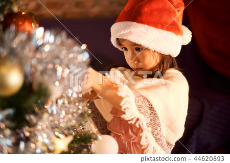 Kid enjoying christmas 44620893