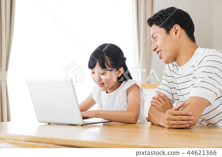 Family parent and child family female child Family parent and child family female child 44621366