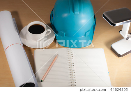 Construction hat, job planning Construction hat, job planning 44624305