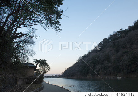 Arashiyama和Katsura河在日落 44624415