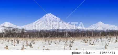 Winter mountain landscape of Kamchatka Winter mountain landscape of Kamchatka 44627213