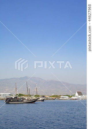Port of Indonesian local city 44627968