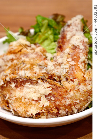 Delicious fried chicken Delicious fried chicken 44632393