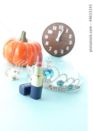 Cinderella lip Cinderella lip 44633143