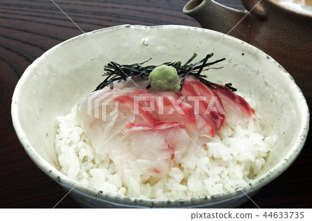 茶配鯛魚 44633735