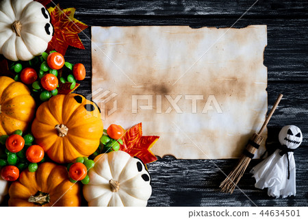 Top view of halloween craft on black wooden 44634501