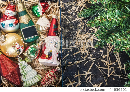 Box with vintage glass Christmas decorations view Box with vintage glass Christmas decorations view 44636301