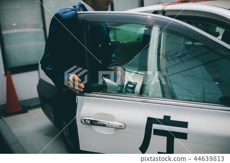 patrol car, police car, squad car 44639813