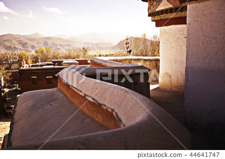 stupa in the ancient Tibetan monastery stupa in the ancient Tibetan monastery 44641747
