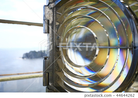 lamp of the lighthouse / glass large lamp on the sea lighthouse, large light source, industrial lighthouse 44644262