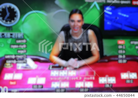 Blurred background defocus 44650844