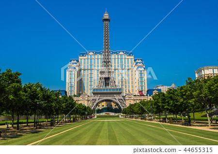 Beautiful eiffel tower landmark of parisian hotel and resort in macau city 44655315