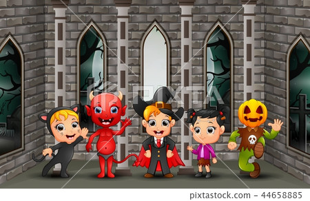 Cartoon happy kids on the halloween day 44658885