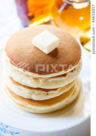 Wholemeal pancake Wholemeal pancake 44658957