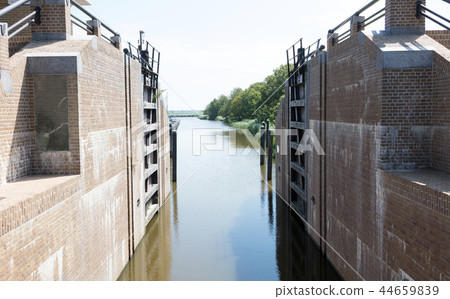 Very old dutch lock 44659839
