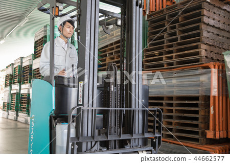 Warehouse Logistics Distribution Forklift 44662577