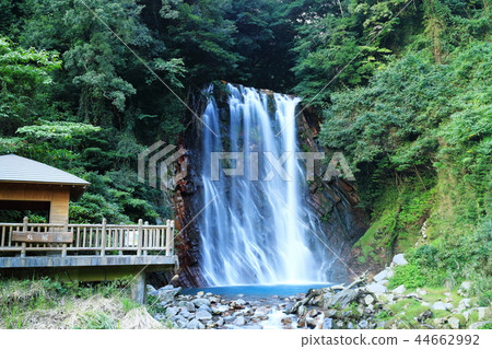 Maruo Falls 44662992