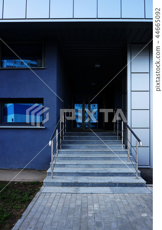 Entrance in modern building. 44665092