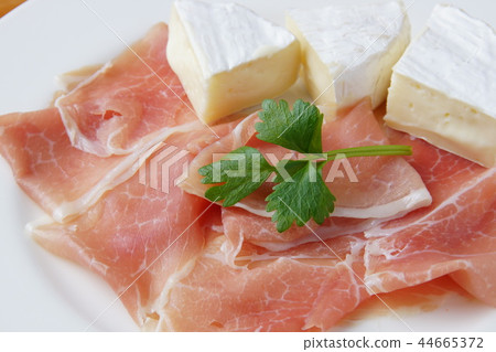 Raw ham and cheese Raw ham and cheese 44665372
