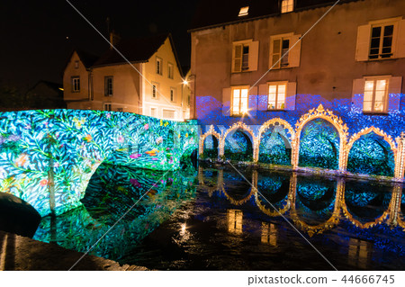 Building facade light festival Chartres Building facade light festival Chartres 44666745