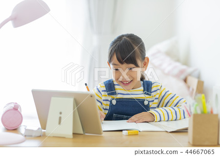 女孩學習 44667065