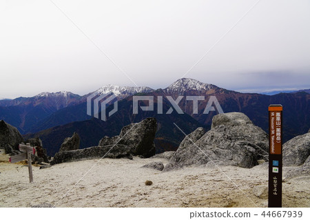 Hakuhosan from the top of Mt. 44667939
