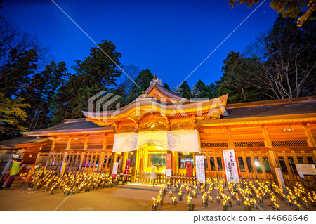 穗高神社高明燈籠 44668646
