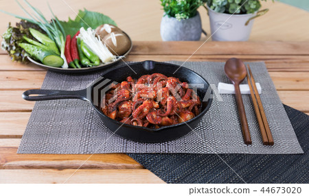 Delicious cooked food 44673020