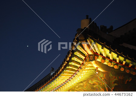 景福宮在晚上營業 景福宮在晚上營業 44673162