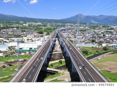 新東美高速公路-16272 新東美高速公路-16272 44674993