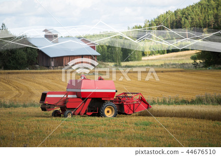 Self driving combine harvester. Self driving combine harvester. 44676510