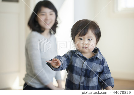 Parent and child Parent and child 44678839