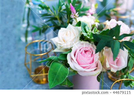 bouquet of roses. Flower arrangement in flower pot 44679115