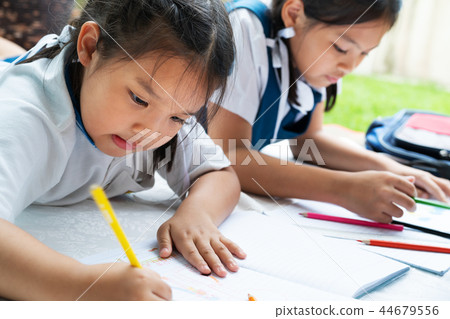 two sister girl writes to writing-books lessons two sister girl writes to writing-books lessons 44679556