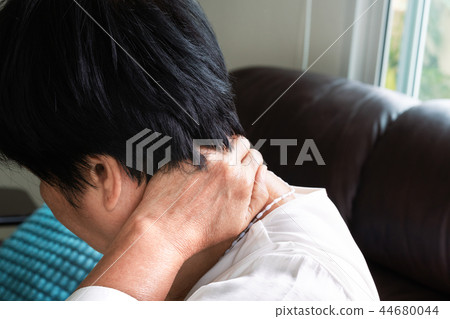 old woman suffer from neck pain, health problem old woman suffer from neck pain, health problem 44680044