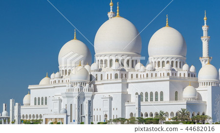 Sheikh Zayed Grand Mosque timelapse in Abu Dhabi, the capital city of United Arab Emirates Sheikh Zayed Grand Mosque timelapse in Abu Dhabi, the capital city of United Arab Emirates 44682016