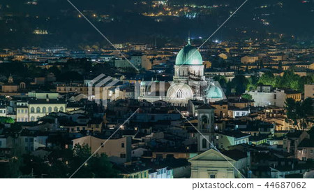 Synagogue of Florence night timelapse with green copper dome rising above surrounding suburban housing Synagogue of Florence night timelapse with green copper dome rising above surrounding suburban housing 44687062